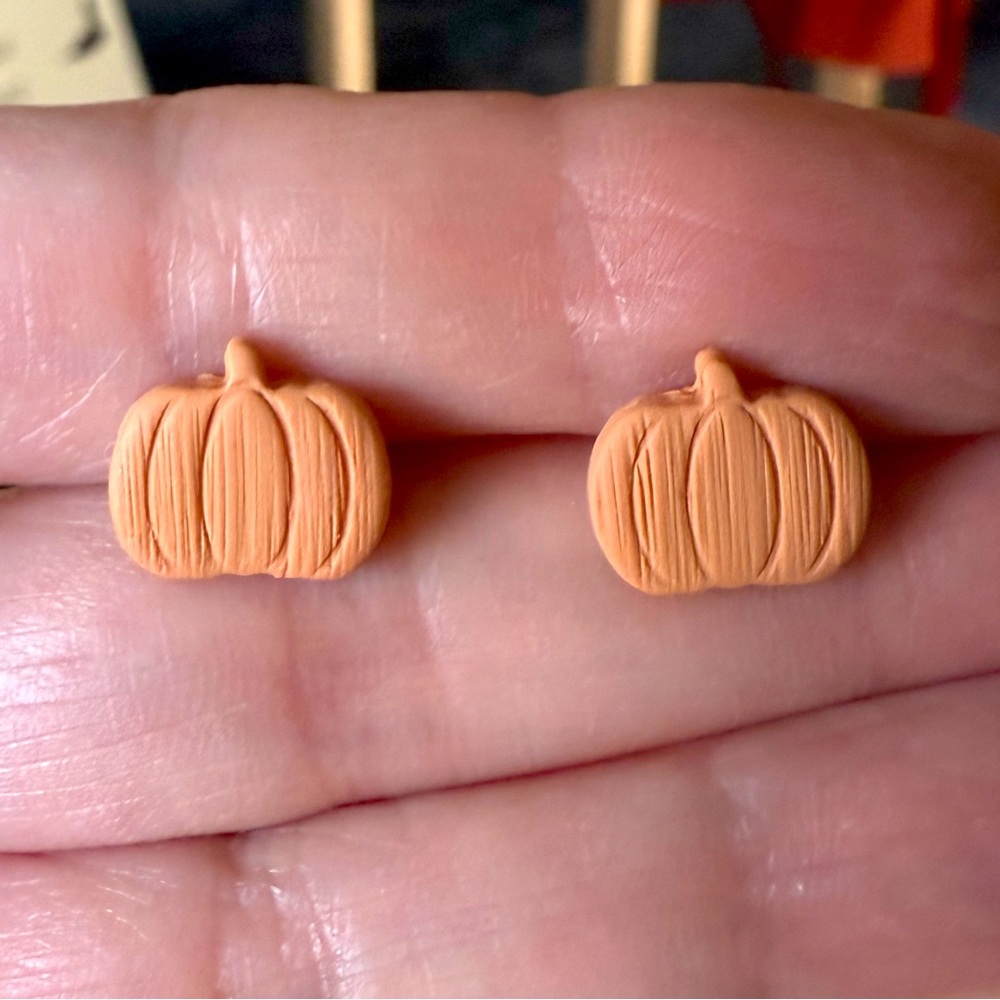 Handmade pumpkin stud earrings